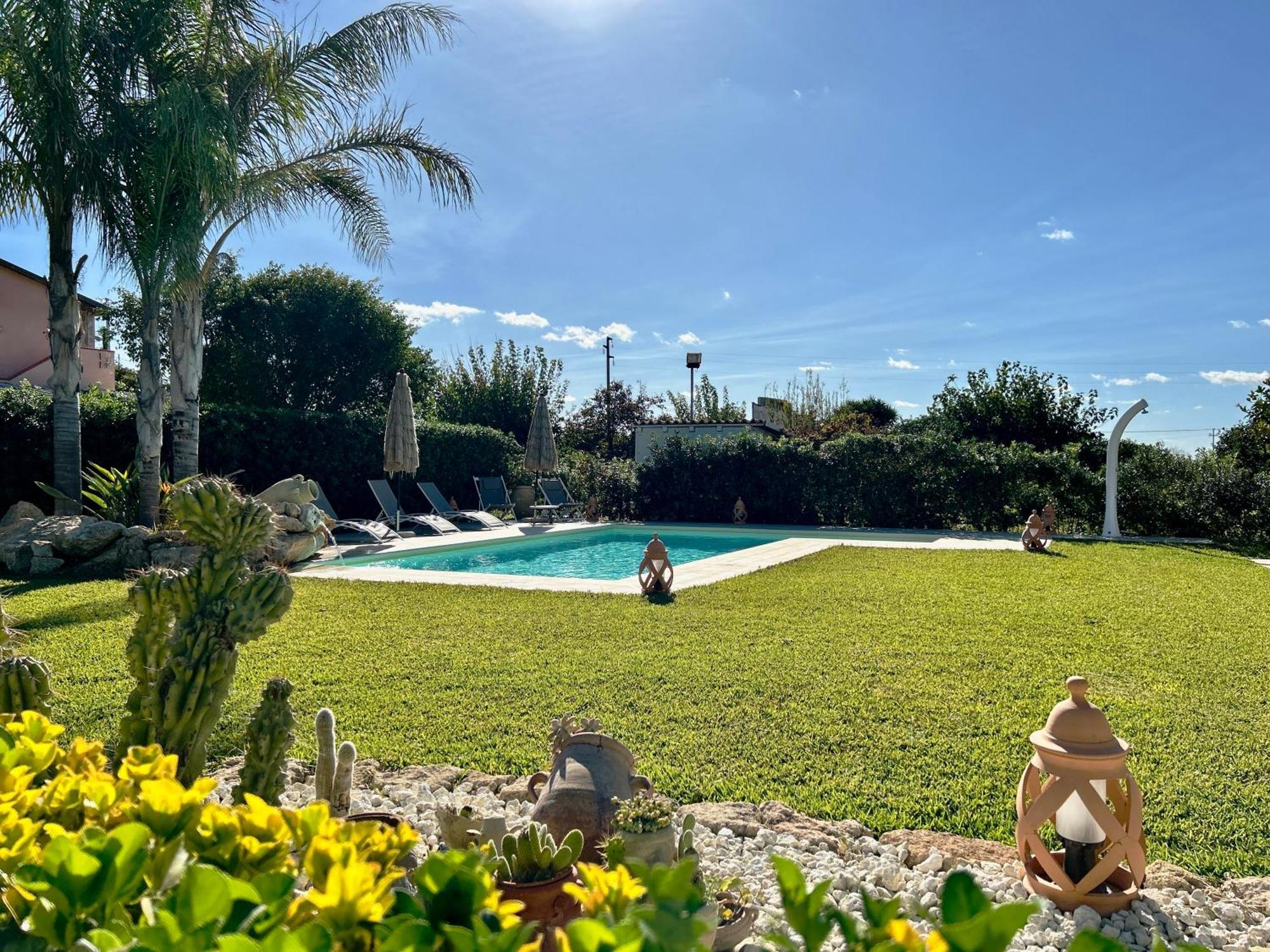 Villa Suq With Pool, Parking & Wifi Ното Экстерьер фото