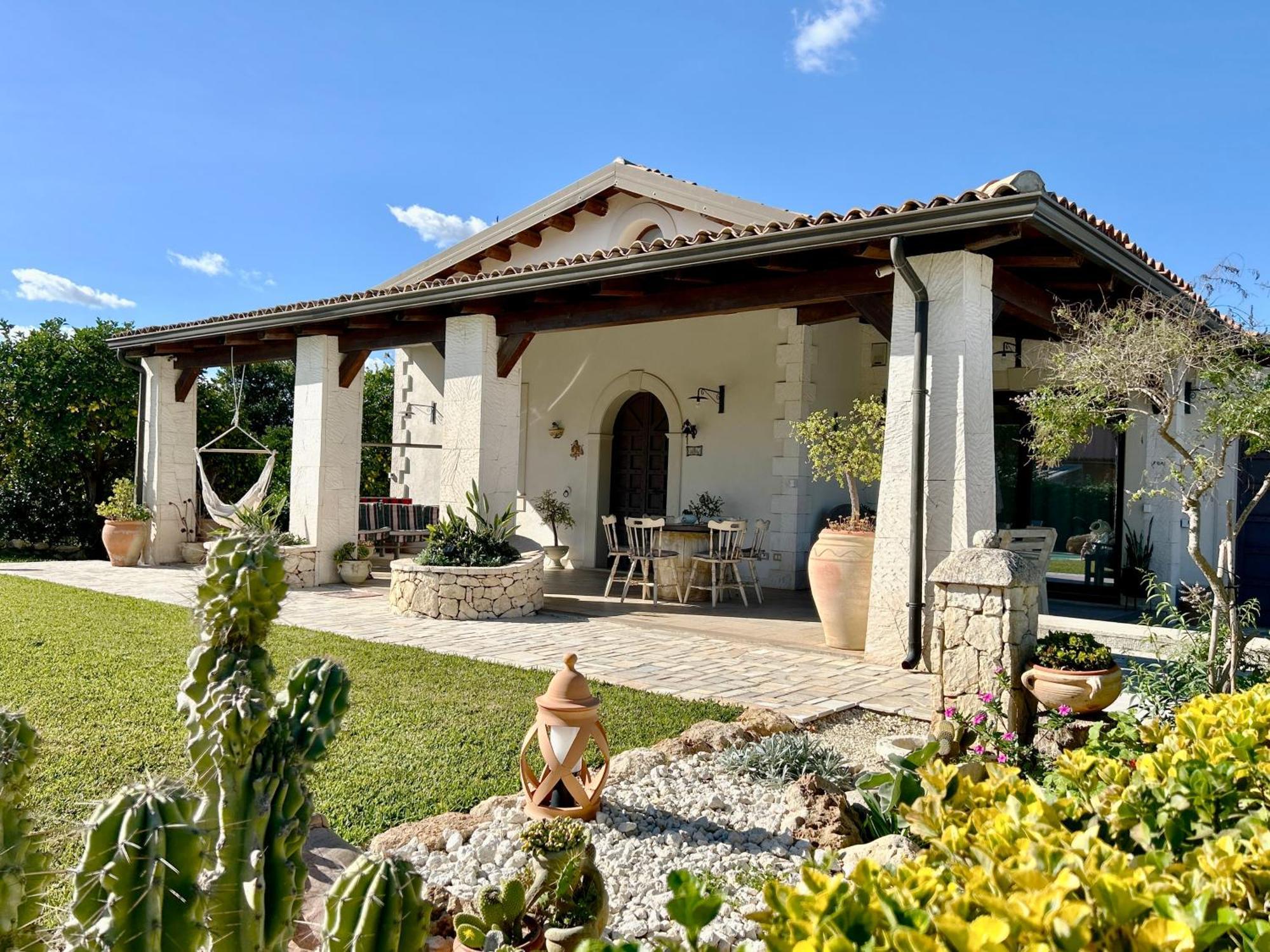 Villa Suq With Pool, Parking & Wifi Ното Экстерьер фото