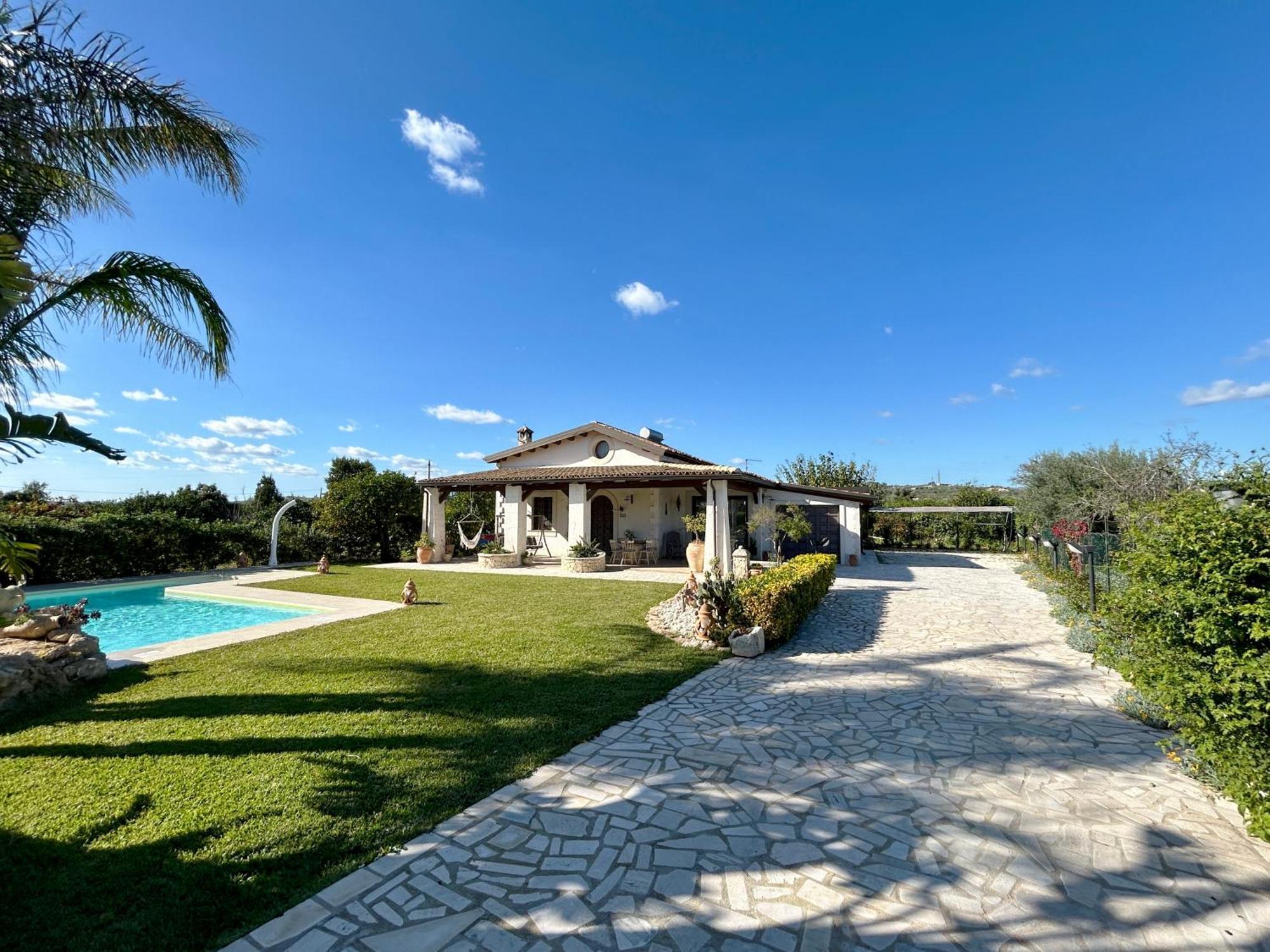 Villa Suq With Pool, Parking & Wifi Ното Экстерьер фото